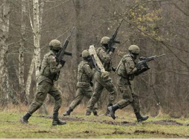 打起來了！美國波蘭兩國軍演變斗毆，多名波蘭軍人被錘爆【潤康】磨煤機磨輥對此看法